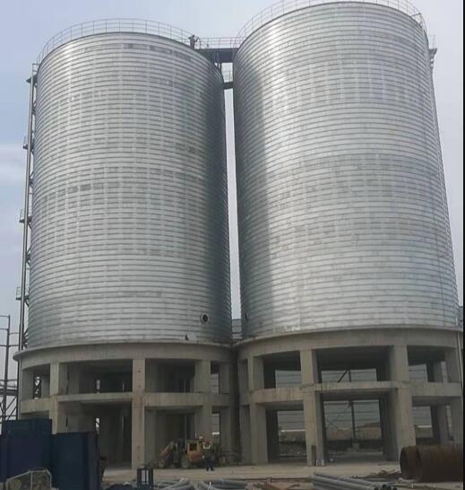 当涂镀锌卷板仓